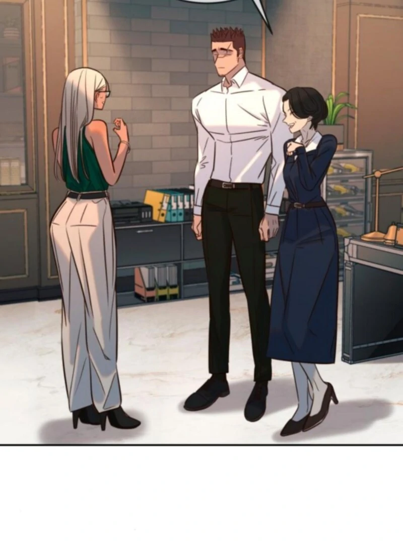 Read Everyone Loves Her Manga Online