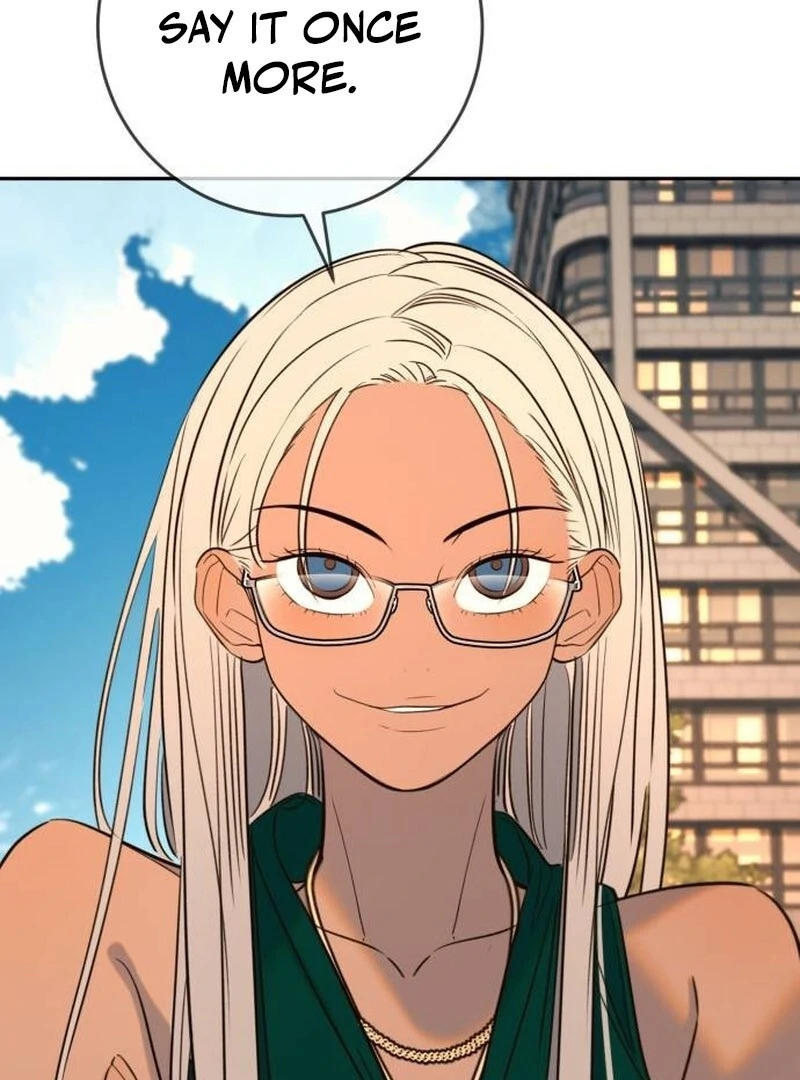 Read Everyone Loves Her Manga Online