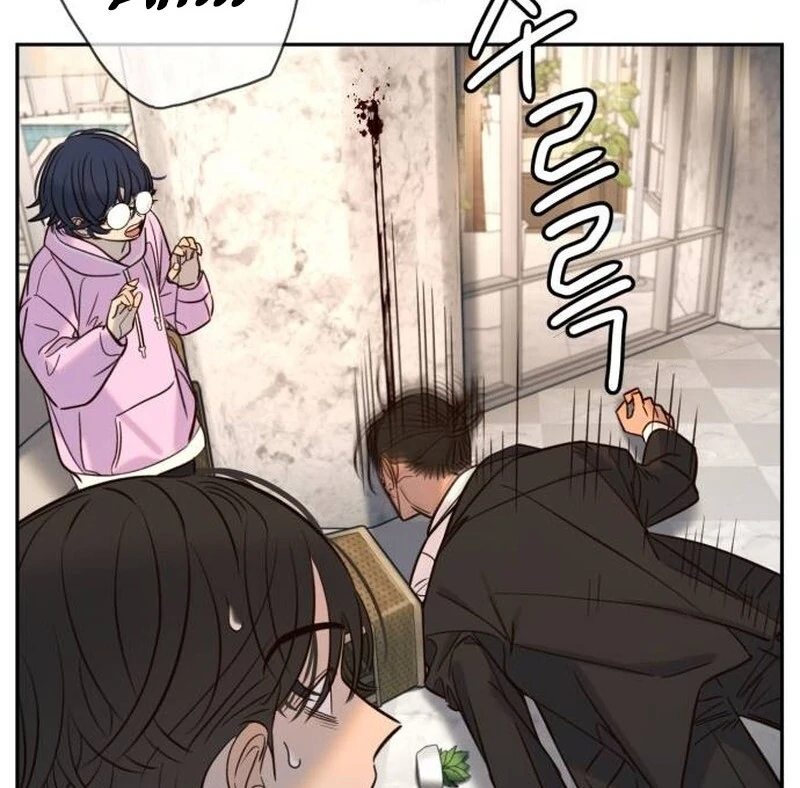 Read Everyone Loves Her Manga Online
