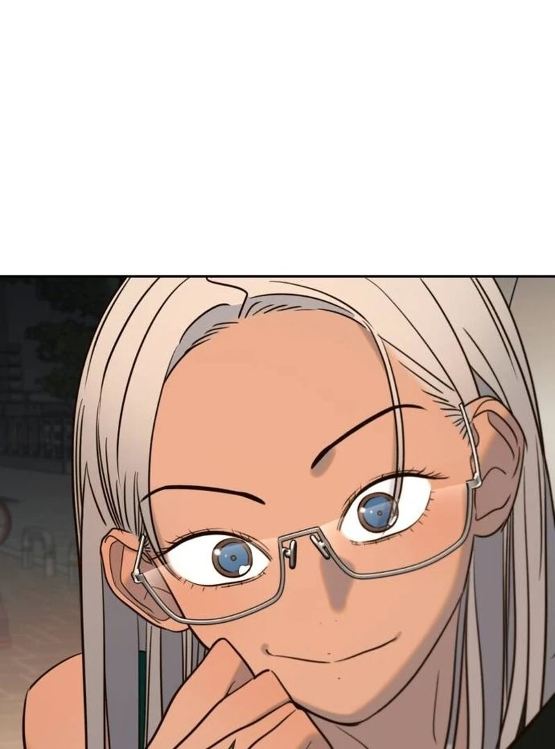 Read Everyone Loves Her Manga Online