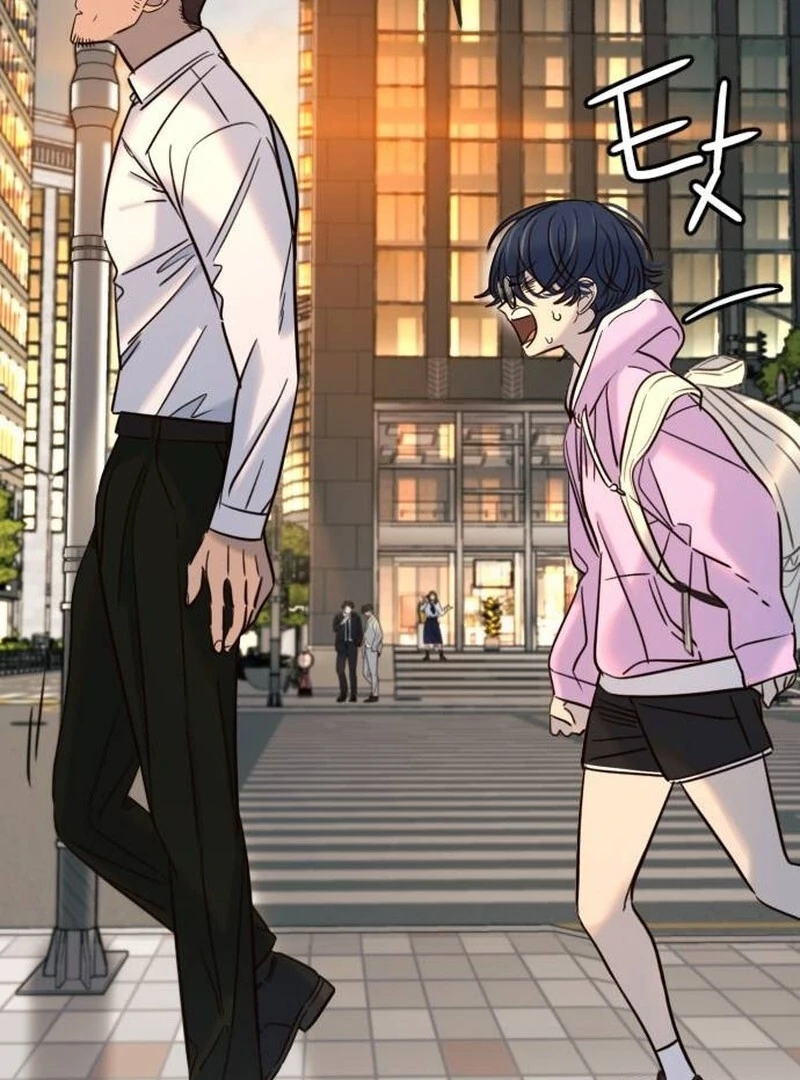 Read Everyone Loves Her Manga Online