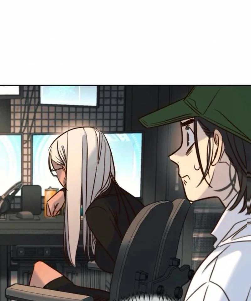 Read Everyone Loves Her Manga Online